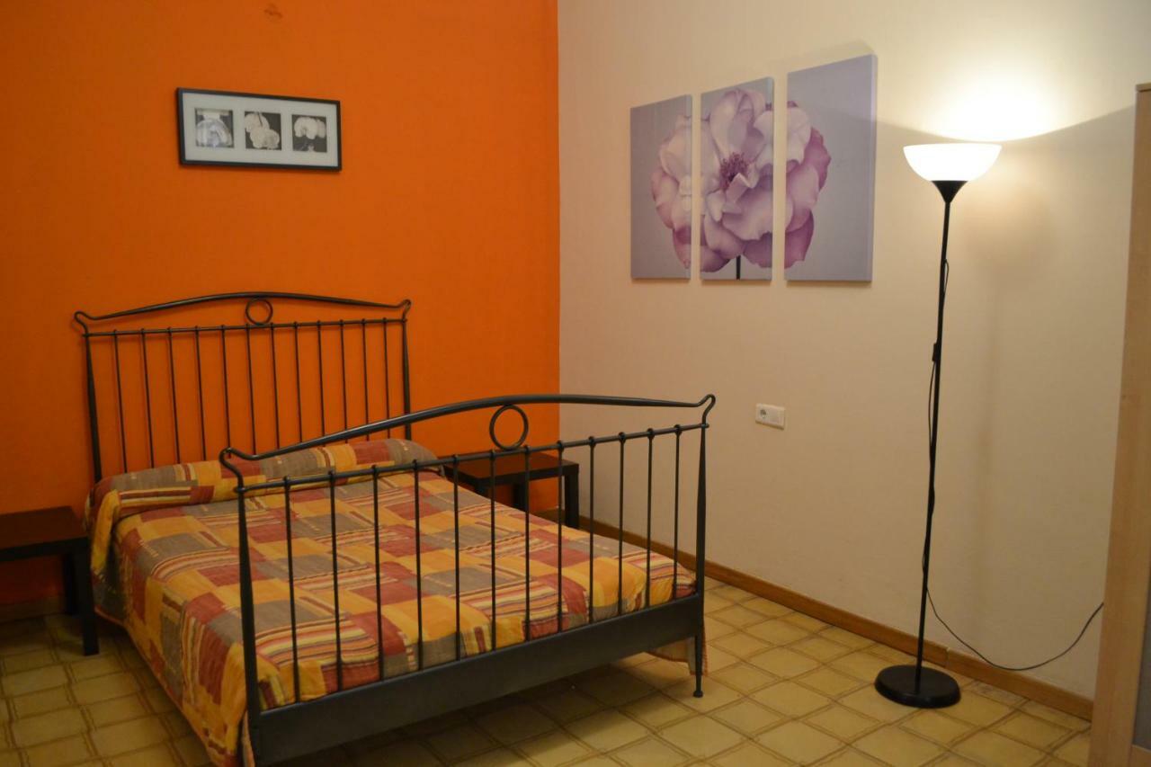 Sleeping Inn Barcellona Esterno foto
