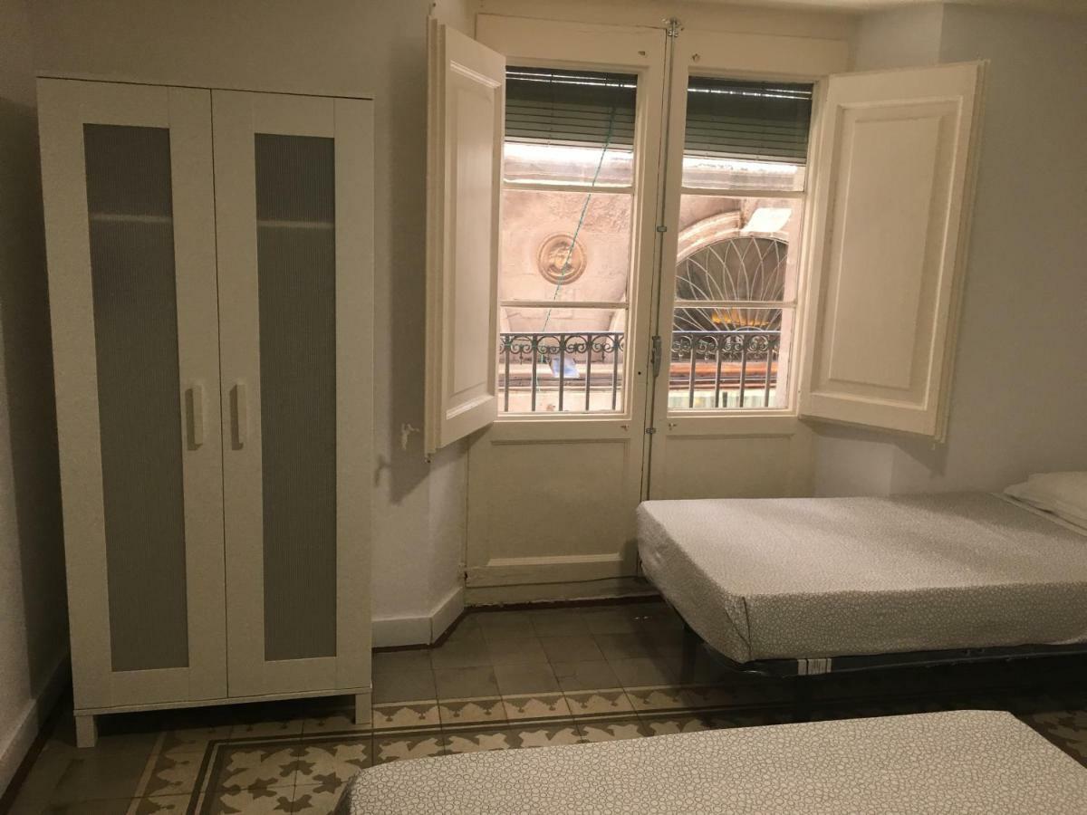 Sleeping Inn Barcellona Esterno foto
