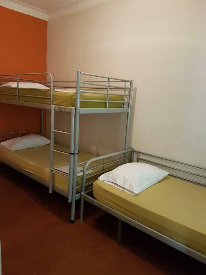 Sleeping Inn Barcellona Esterno foto