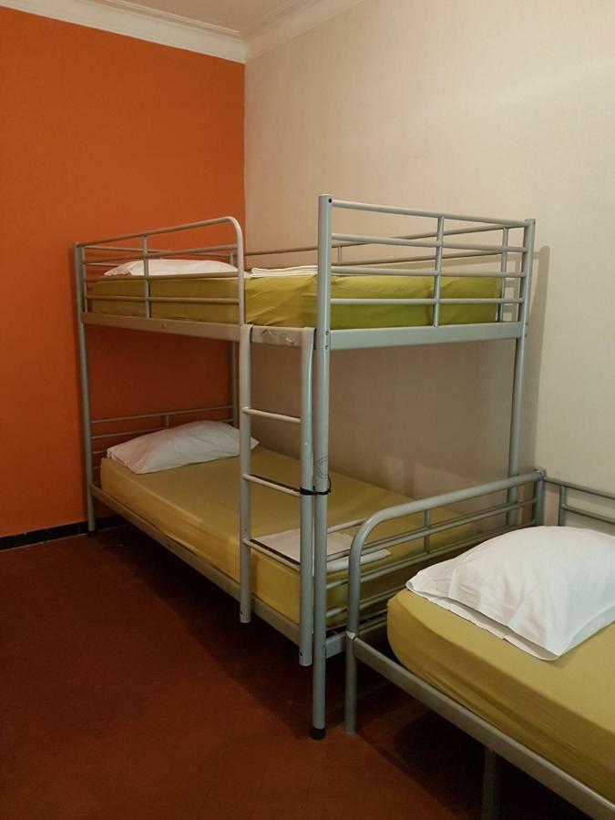 Sleeping Inn Barcellona Esterno foto