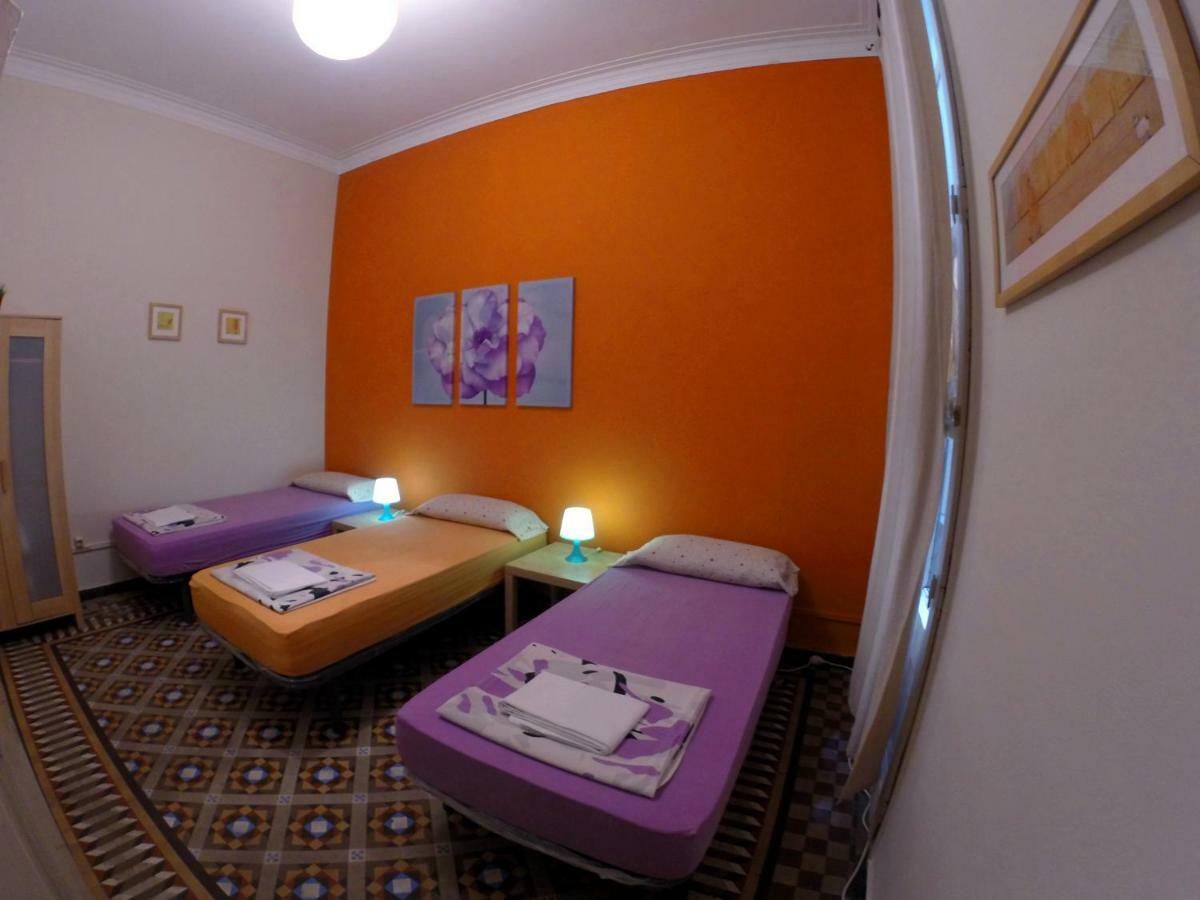 Sleeping Inn Barcellona Esterno foto