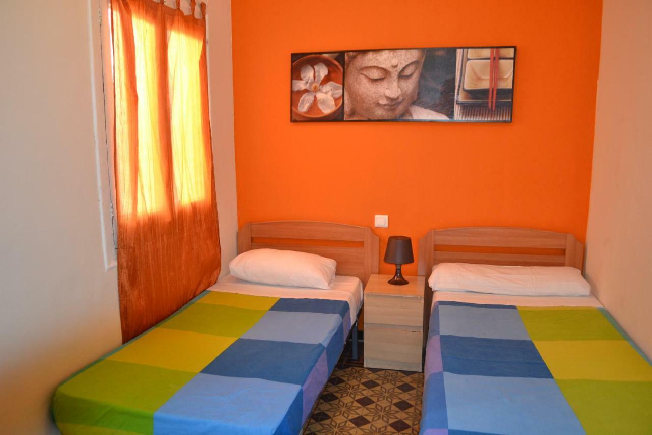 Sleeping Inn Barcellona Esterno foto
